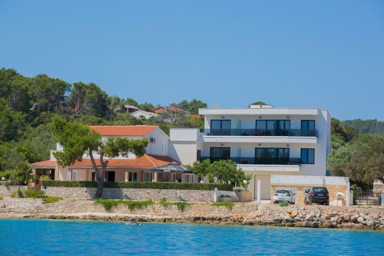 Hotel Paradise Punta Necujam Exterior photo